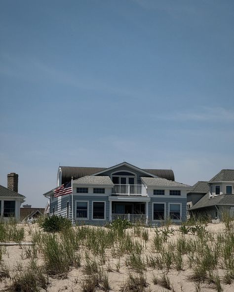 somewhere down the Jersey shore 🐚 Jersey Shore House, Jersey Shore Aesthetic, Shore Aesthetic, Shore House, Jersey Shore, May 27, Palm Beach, Dream Life, Beach House