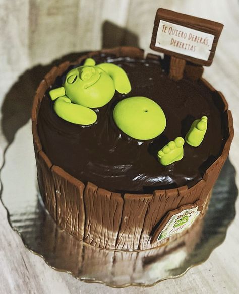 Shrek Birthday Cake Ideas, Shrek Swamp Cake, Shrek Decorations Party Ideas, Shrek Cake Ideas, Shrek Cupcakes, Shrek Birthday Cake, Shrek Birthday Party, Shrek Cake, Shrek Party