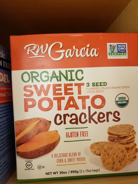 Potato Crackers, Sweet Potato Crackers, Sweet Potato Crisps, Potatoes And Corn, Gluten Free Food List, Cracker Dip, Gluten Free Crackers, Baby Snacks, Crunchy Snack