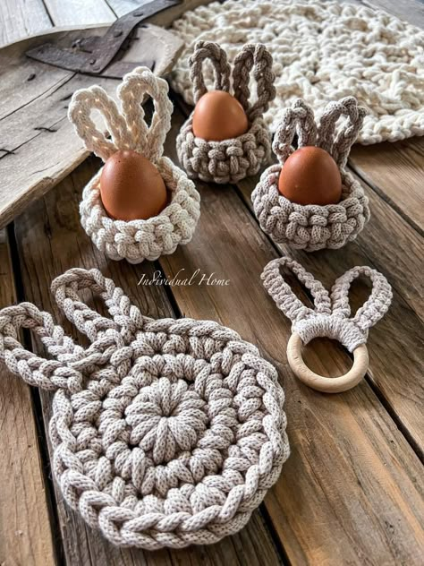 Knitted Wire, Ideas For Easter, Easter Decorations Vintage, Dollar Tree Diy Crafts, Easter Decorations Diy Easy, Rope Crafts, Macrame Patterns Tutorials, Easter Crochet, Macrame Ideas