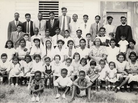 Panamanian Women, Guyanese Women, British Guiana, Grenadier Guards, Class Photos, Indian People, Back Row, School Class, Family Fashion