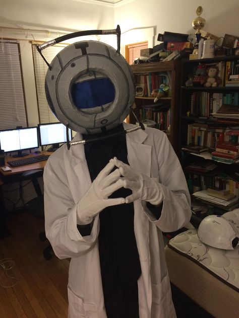 Wheatley cosplay from Portal 2. Portal 2 Wheatley Icon, Wheatley Portal Pfp, Wheatley Cosplay, Wheatley Portal Human, Portal 2 Fanart, Portal 2 Art, Portals Fanart, Portal Cosplay, Portal Valve