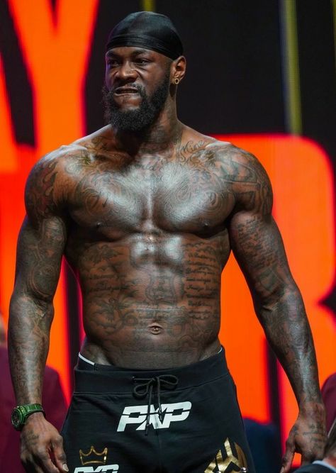 Ufc Fighters Tattoo, Fighter Tattoo, Olympic Boxing, Athletic Body Type, Boxing Images, Heavyweight Boxing, Boxing Posters, Best Physique, Jon Jones