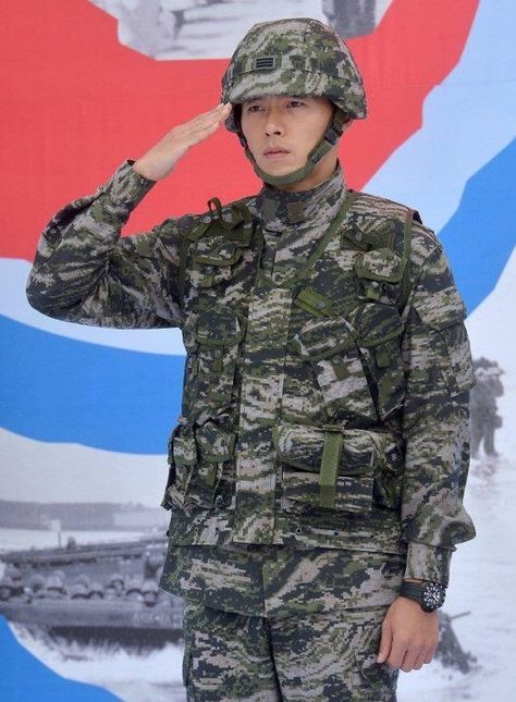 Korean Army, Ha Ji Won, Healthy And Fit, Jang Geun Suk, Military Training, Military Soldiers, Hyun Bin, Melodrama, Korean Star