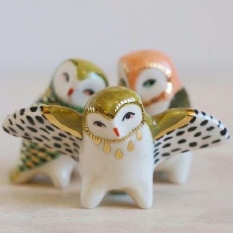 Cerámica Ideas, Small Sculptures, Clay Animals, Ceramic Animals, Cute Clay, Colorful Animals, Animal Totems, Sculpture Clay, Clay Charms