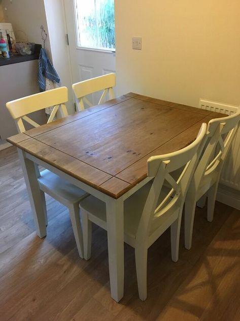 Pine Table And Chairs, Dining Table Makeover, Staining Furniture, Farmhouse Style Table, Diy Dining Table, Pine Table, Knotty Pine, Table Makeover, Oak Table