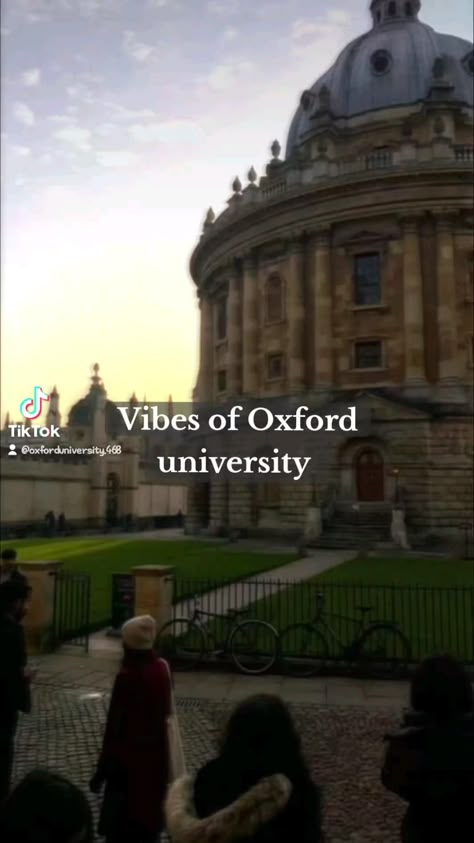 oxforduniversity Oxbridge Student Aesthetic, How To Get Into Oxford University, University Of Oxford Aesthetic, Oxford Aesthetic University, Oxford Student Aesthetic, Oxford University Library, Oxford University Aesthetic, Uk Boarding School, Oxford University England