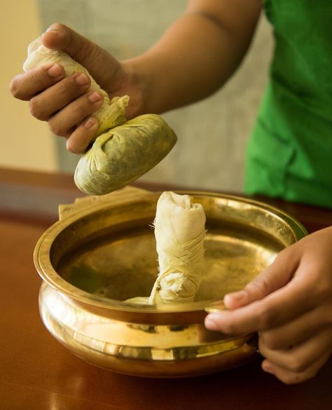 Poultices have been used for centuries in Ayurveda for their incredible healing properties. These natural compresses, made from herbs, spices, and other therapeutic ingredients, are applied externally to provide targeted relief and promote overall wellness.⁠ ⁠ At #OneworldAyurveda we have 3 kinds of Poultice massage—⁠ Patra Pinda Sweda, Jambeera Pinda Sweda, and Choorna Pinda Sweda.⁠ ⁠ Ayurvedic Massage, Herbs Spices, Ubud, Healing Properties, Ayurveda, Bali, Massage, Herbs, Spa