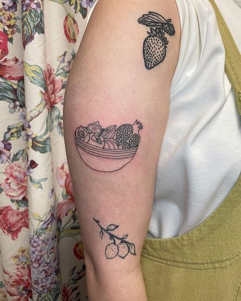 chloe on Instagram: “custom fruit bowl ♥️ . . . . . . . . . #tattoo #blacktattoo #ignoranttattoo #tattoodenver #handpoked #handpoke #handpoketattoo…” Traditional Fruit Bowl Tattoo, Bowl Of Oranges Tattoo, Basket Of Fruit Tattoo, Fruit And Veggie Tattoo, Fruit Salad Tattoo, Bowl Of Fruit Tattoo, Produce Tattoo, Fruit Bowl Tattoo, Fruit Basket Tattoo