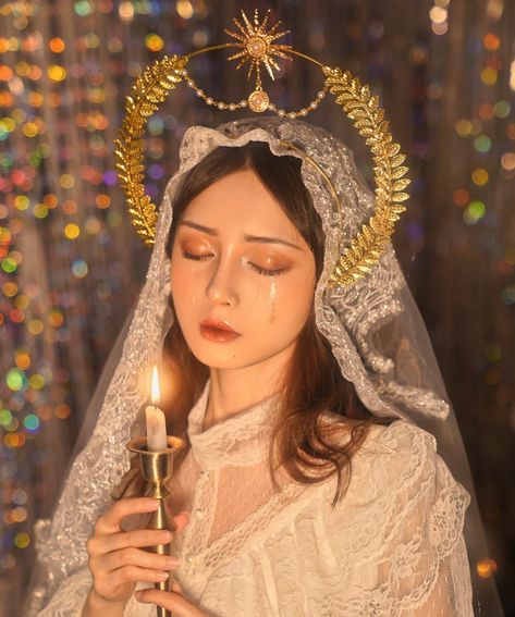 Lolita Metal Halo Crown Mary Goddess Headband Women Halloween Cosplay Costume Headpiece - AliExpress Virgin Mary Inspired Photoshoot, Mary Jesus Mother Costume, Saint Makeup Look, The Virgin Mary Costume, Virgin Mary Cosplay, Catholic Inspired Fashion, Mother Mary Makeup, Virgin Mary Photoshoot, Saint Costume For Women