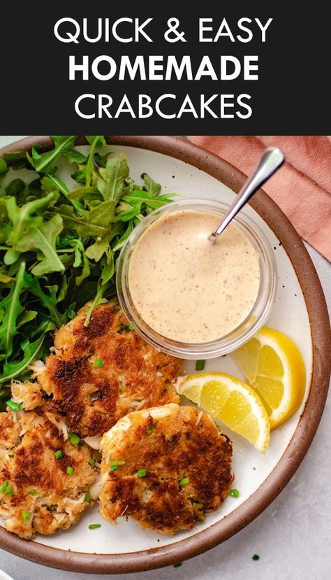 Maryland Coast, Crab Recipes Healthy, Mustard Aioli, Baked Crab Cakes, Crab Cake Benedict, Homemade Crab Cakes, Crab Cakes Easy, Crab Cake Recipes, Aioli Sauce