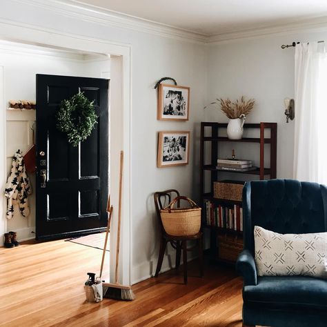 uploaded by cyndi Boho Home, Eclectic Home, First Home, My Dream Home, White Walls, Home Decor Inspiration, Cozy House, Wood Floors, Room Inspiration