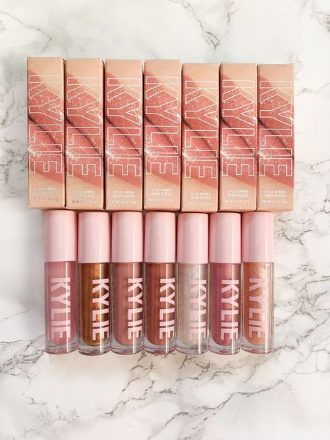 Kylie Cosmetics High Gloss, Kylie High Gloss, Kylie Kardashian Makeup, Kylie Cosmetics Collection, Kylie Products, Kylie Lip Gloss, Kyle Cosmetics, Make Up Kits, Oil Lipstick