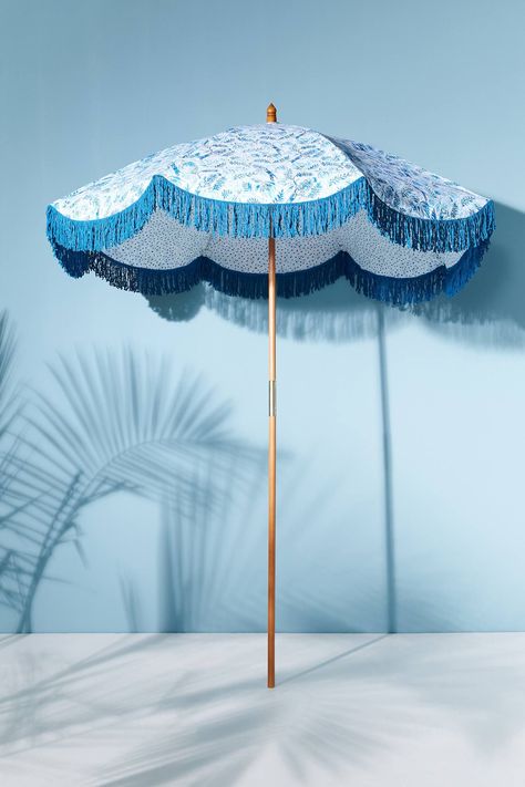 Anthropologie's 2018 Outdoor Collection - Best Anthropologie Outdoor Furniture Cool Umbrellas, Pool Umbrellas, Different Design Styles, Best Outdoor Furniture, Beach Umbrella, Market Umbrella, Decor Guide, Outdoor Umbrella, Patio Umbrellas