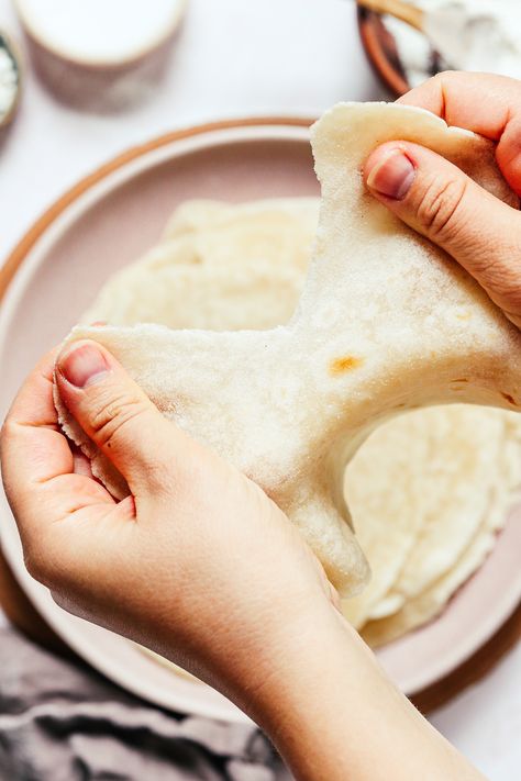 Cassava Flour Pasta, Cassava Flour Tortillas Recipe, Cassava Flour Sourdough Bread, Cassava Flour Naan, Casava Flour Tortillas, Cassava Tortilla Recipe, Tapioca Flour Tortillas, Aip Tortillas, Cassava Flour Bread