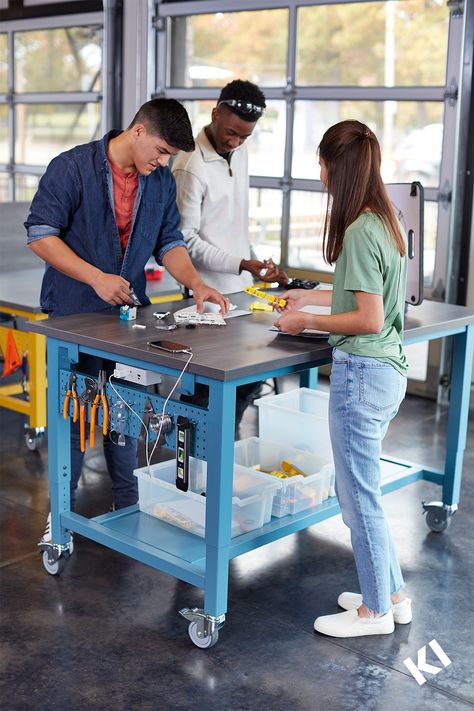 Stout tables adjustable and fixed-height bases allow seated, standing or tiered environments. #industrialtables #industrialtable #tablesolution #tablesolutions #stouttables #stouttable #steamlearning #stemlearning #steamclassroom #educationfurniture #educationsolutions #makerspace #makerspaces Maker Space Design, Makerspace Furniture, Lab Table, Makers Space, Steam Classroom, Maker Labs, Jungle Bedroom, Maker Studio, Butcher Block Wood