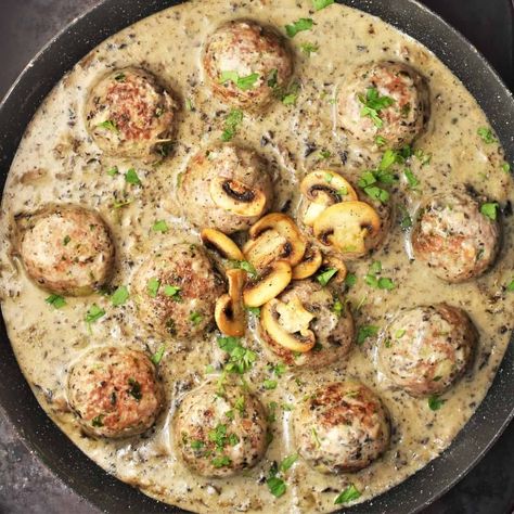 These meatballs in mushroom sauce are a delicious meal idea, low in fat and made using simple ingredients.  Cooked from scratch and ready in just over 35 minutes! #meatballs #turkeymeatballs #meatballsrecipes #mushroomsauce #everydayhealthyrecipes Meatball Mushroom Soup, Meatballs And Mushroom Soup, Moose Meatballs Recipe, Creamy Mushroom Meatballs, Meatballs With Mushroom Soup, Creamy Meatball Sauce, Cream Of Mushroom Meatballs, Meatballs And Mushroom Gravy, Meatball Sauce Recipes