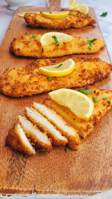 Air fryer Chicken Cutlets- The Salt and Sweet Kitchen Air Fryer Chicken Cutlets, Air Fryer Recipes Chicken Breast, Chicken Cutlet Recipes, Air Fried Food, Air Fryer Oven Recipes, Air Fry Recipes, Air Fried Chicken, Air Fryer Recipes Chicken, Air Fryer Dinner Recipes