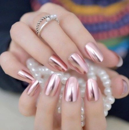 20 Chrome Nails To Try The Trend Pink Acrylic Nail Designs, Pink Chrome Nails, Chrome Nail Art, Light Pink Nails, Mirror Nails, Glamour Nails, Shiny Nails, Wedding Nails Design, Unique Acrylic Nails