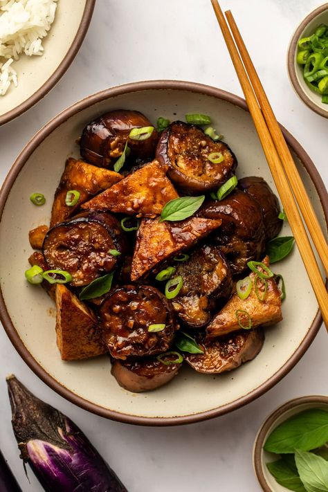 This one-pan Chinese Eggplant and Tofu Stir Fry tosses pan-fried eggplant and tofu slices in a sticky garlic sauce for a restaurant-quality meal you can make any night of the week! Vegan, Gluten-Free Option. Eggplant Tofu, Potato Pizza Crust, Pan Fried Eggplant, Sweet Potato Pizza Crust, Sweet Potato Pizza, Chinese Eggplant, Tofu Stir Fry, Asian Inspired Recipes, Allergy Friendly Recipes