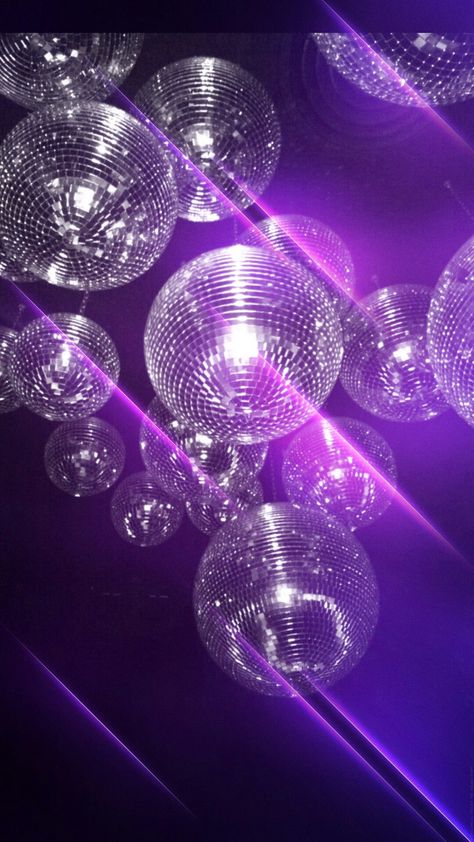 Wallpaper Disco Phone Wallpaper, Pink Party Background, Wallpaper Disco Ball, Cherry Disco Ball, Disco Ball Art, Disco Wallpaper, Disco Background, Disco Aesthetic, Art Disco