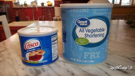 Crisco. It’s a funny word. Right? Crisco. Crisco. Is it just me? Crisco.Be honest, do you have a can of it stashed in your cupboard? Or did you boot it out of your kitchen when trans fats were outted as less healthy than saturated fats? I think I made a pie crust with it back when I fancied myself a baker, but I haven’t had the stuff in my house for ten years. Not so much because of the fat concern, as I am just too lazy to bake.So it shouldn’t surprise you that the last time I used… Crisco Candle Diy, Crisco Candles, Pumpkin Centerpieces Diy, Crisco Candle, Candle Hack, Upcycle Design, Crooked House, Candle Projects, Aluminum Cans