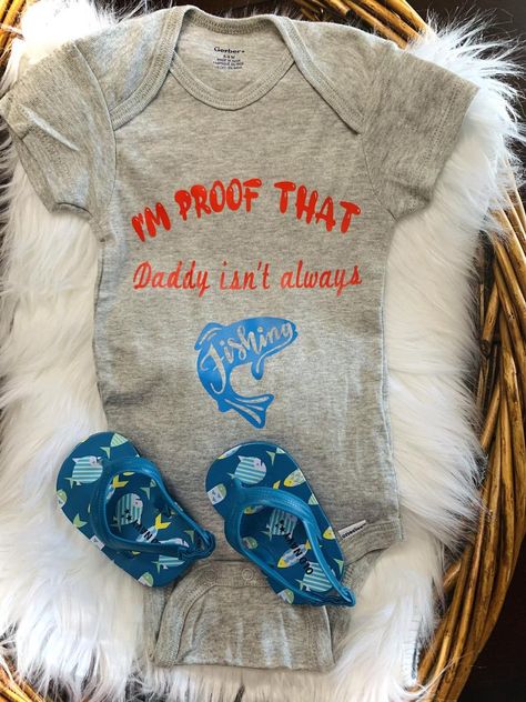 Kids fishing shirt baby fishing bodysuit fishing dad | Etsy Fishing Pregnancy Announcement, Baby Onsies Ideas, Fishing Onesie, Big Brother Pregnancy Announcement, Creative Pregnancy Announcement, Personalized Onesie, Baby Fish, Boys Nursery, Kids Fishing