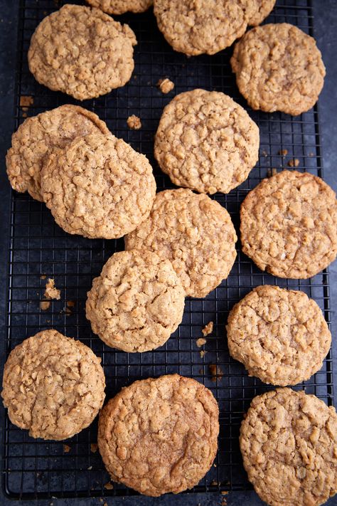 "Ever tried adding Rice Krispies to your oatmeal cookies? If not, you’re in for a treat! These chewy Rice Krispie Oatmeal Cookies have a crispy twist and are just the thing to shake up your baking routine. They’re perfect for anyone who loves a good, old-fashioned cookie but are looking for something a little different. For a cookie that’s not only chewy but crispy, add some Rice Krispies to the batter of an old fashioned oatmeal cookie. No refrigeration needed so you can have a warm in Homemade Rice Krispies Treats, Oatmeal Cookies Easy, Old Fashioned Oatmeal, Homemade Doughnuts, Chocolate Chip Cookie Cake, Southern Desserts, Healthy Chocolate Chip, Easter Desserts Recipes, Holiday Dessert Recipes