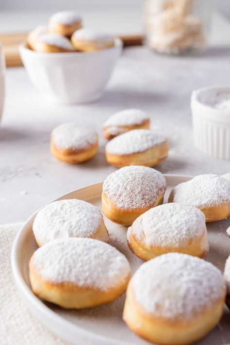 Air Fryer Beignets - Recipes From A Pantry Baked Beniegts Recipe, Beignets In Air Fryer, Beniegts Air Fryer, Air Fryer Beniegts, Air Fryer Malasadas, Beniegts Recipe Easy, Bennet Recipe, Air Fried Beignets, Air Fryer Beniegts Recipe