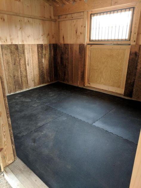 Horse Stall Mats, Dream Barn Stables, Small Horse Barns, Horse Farm Ideas, Barn Hacks, Diy Horse Barn, Horse Barn Ideas Stables, Barn Stalls, Horse Barn Designs