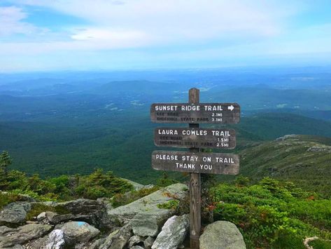 Sunset Ridget Trail Burlington, Vermont West Dover Vermont, Vermont Mountains Aesthetic, Burlington Vermont Aesthetic, Vermont Aesthetic Summer, Vermont Aesthetic, Vermont Hiking, Hiking Locations, Visit Vermont, Vermont Trip