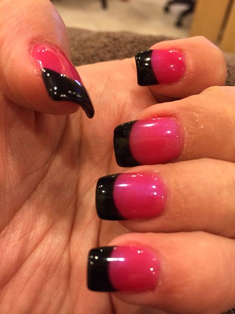 Mcbling Nails Short, Short 2000s Nails, Scene Kid Nails, 2000s Nail Designs, Emo Nail, Mcbling Nails, Nails Ideas Summer, Nail Art Design 2023, Scene Nails