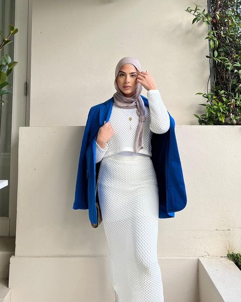 #hijab #hijabfashion #hijabstyle #hijaboutfit #hijabdaily #ootd #ootdfashion #ootdhijab #summeroutfit #springoutfit #modesty #modestfashion #modestclothing #aesthetic #fashion #outfits #outfitoftheday #outfitinspiration #outfitgoals #outfitstyle #y2k #citygirl #highfashion #baddie #lifestyle #purses #pursesandhandbags #pursesandbags #photography #photooftheday #white #blue #skirtoutfits #skirtfashion Baby Blue Outfit Hijab, Spring Outfit Baddie, Baby Blue Outfit, Baddie Lifestyle, White Hijab, Blue Hijab, Modest Hijab, Hijab Summer, Outfit Baddie