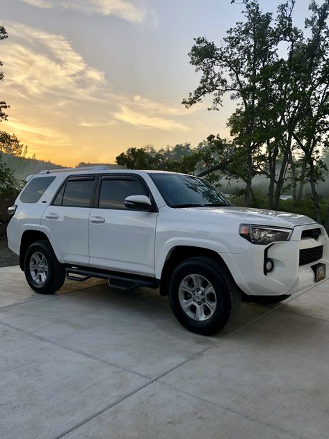 White 4 Runner, 4runner Aesthetic, White 4runner, Ford Runner, Girl Hood, 4 Runner, Toyota 4, Car Stuff, My Dream Car