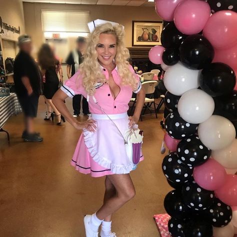 Keds Outfit, Bridget Marquardt, Surprise Birthday Party, Inspiration Pics, Birthday Surprise Party, Birthday Surprise, Girl Next Door, Fashion Icon, Next Door