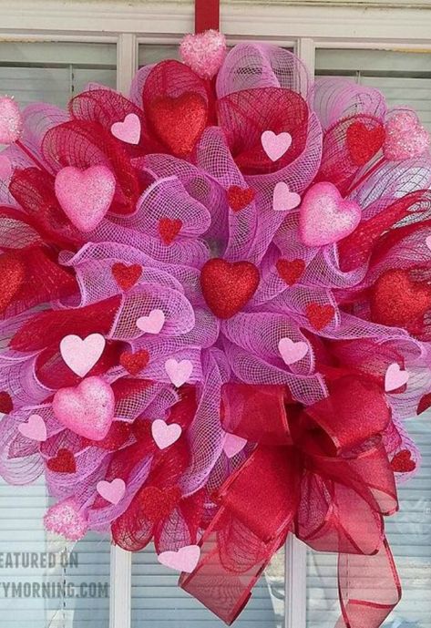 Valentine Diy Centerpieces, Valentine Ribbon Wreath Diy, Dollar Tree Valentine Wreath Ideas, Valentines Wreath Ideas Front Doors, Valentine Wreaths For Front Door Diy, Valentines Day Wreath Diy, Dollar Tree Valentine Crafts, Dollar Tree Valentines Diy Ideas, Valentine Wreath Ideas