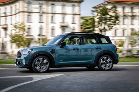 Mini Cooper Suv, Countryman Mini, Mini Cooper Sd, Widget Aesthetic, Mini Cooper Countryman, Cooper Countryman, Mini Coopers, Mini Countryman, Mini Car