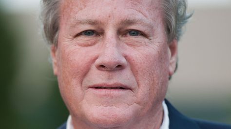 John Heard was known for his role as the father in the 1990s comedy Home Alone Home Alone Actor, John Heard, The Sopranos, Father John, Actor John, Sky News, Home Alone, The Father, Jamaica