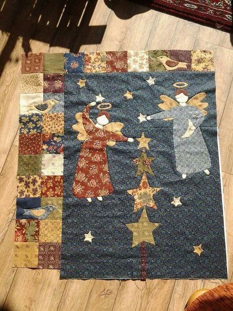 Quilting Patterns Free, Christmas Quilting, Shabby Fabrics, Pattern Tutorial, Christmas Quilts, Christmas Quilt, Quilt Patterns Free, Quilting Patterns, Tree Toppers