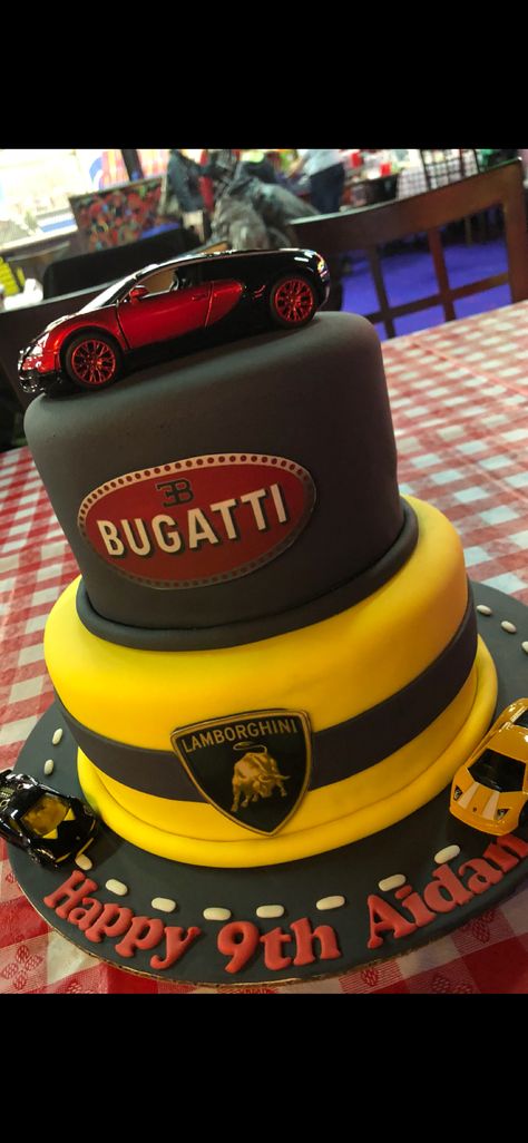 Bugatti Birthday Party Ideas, Bugatti Car Cake, Bugatti Birthday Cake, Lamborghini Party Ideas, Lamborghini Cakes For Boys, Lamborghini Birthday Party Ideas, Bugatti Cake, Lamborghini Cake, Car Cakes For Men