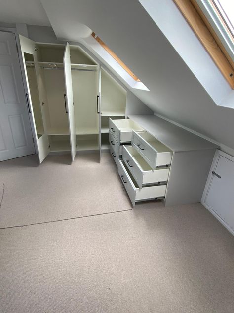 Dressing Table Under Eaves, Attic Room Ideas Bedrooms, Dressing Angle, Loft Wardrobe, Loft Conversion Bedroom, Attic Bedroom Storage, Beige Bedroom Decor, Attic Wardrobe, Fitted Wardrobe