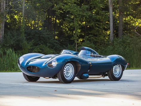 1955 Jaguar D-Type Continuation | The Elkhart Collection | RM Sotheby's Jaguar Type, New Jaguar, Jaguar (cars), Eco Friendly Cars, Maserati Granturismo, Lamborghini Miura, Jaguar Models, British Racing Green, Bugatti Cars