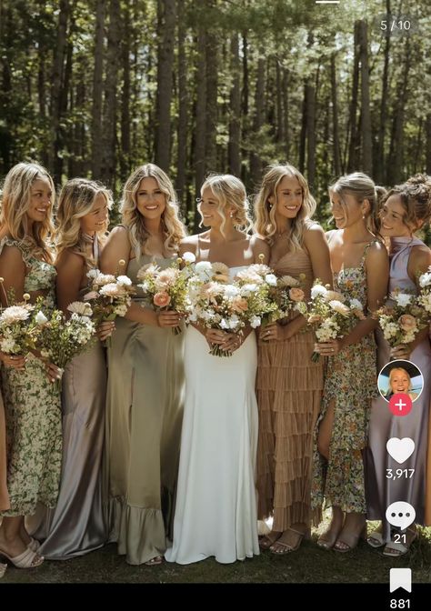 Floral Bridesmaid Dresses Mismatched, Mixed Bridesmaid Dresses, Bridesmaid Color Scheme, Fall Wedding Bridesmaids, Winter Wedding Planning, Wedding Color Pallet, Fall Bridesmaids, Floral Bridesmaid Dresses, Fall Bridesmaid Dresses