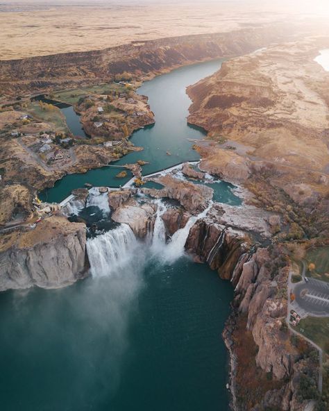 Island Park Idaho, Shoshone Falls, Idaho Hot Springs, Snake River Canyon, Southern Idaho, Idaho Travel, Slot Canyons, Vacay Ideas, Road Trip Map