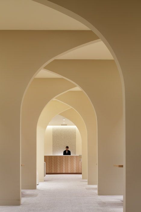 Hotel Nikko Kumamoto Bridal Salon by Ryo Matsui Architects Balcony Design Architecture, Design Portfolio Layout, Arch Interior, Curved Walls, Kumamoto, Reception Area, Portfolio Layout, Hotel Interiors, Design Hotel