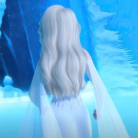 Siblings Wallpaper, Elsa Hair, Elsa Cosplay, New Disney Movies, Frozen Wallpaper, Disney Queens, Frozen Pictures, Disney Frozen Elsa Art, Disney Princess Elsa