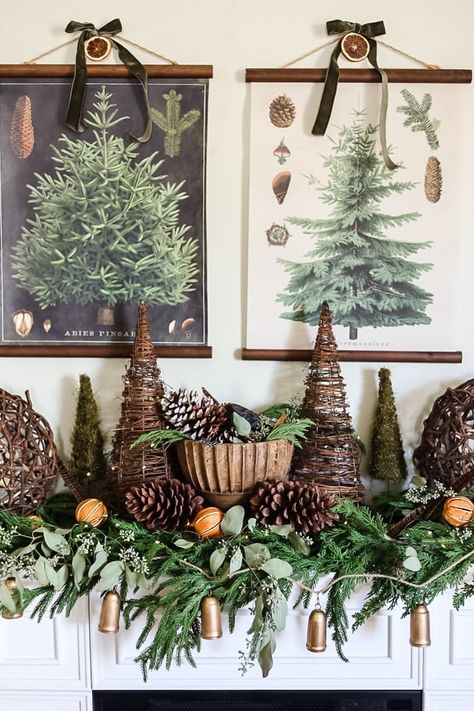 Adorn your living room with nature's festive touch. Discover creative ways to incorporate greenery into your holiday décor, from stunning mantel garlands to festive entryway mirrors. Diy Winter Decor, Whimsical Ornaments, Christmas Dining Room Decor, Natal Natural, Holiday Mantle, Metallic Christmas, Christmas Dining Room, Cabin Christmas, Artificial Garland