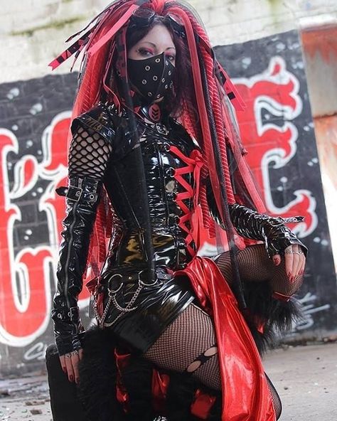 Industrial Dance, Goth Industrial, Cybergoth Fashion, Industrial Goth, Gothic Mode, Alt Model, Goth Subculture, Goth Outfit, Cyberpunk Clothes