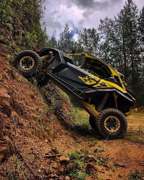 Can-Am Off Road Latinoamérica on Instagram: “@x3medellin  nos muestra como vivir una ruta en 90° #ViveTodoTerreno” All-terrain Vehicles, Can Am, Offroad Vehicles, Jeep, Monster Trucks, Cars, Bmw, Vehicles, Memes