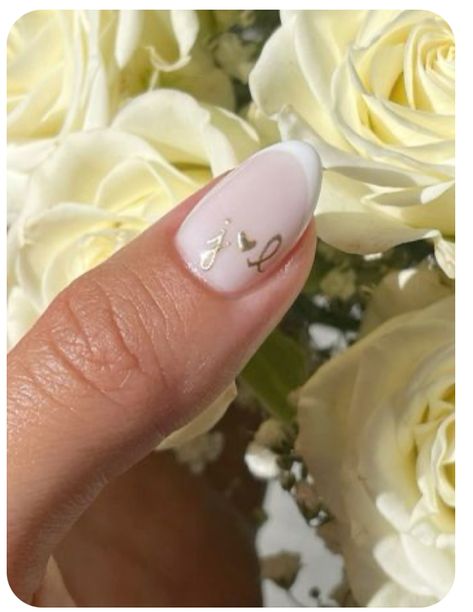 Engagement Photo Nails Ideas Brides, Elopement Nails, Ivory Wedding Nails, Hen Party Nails, Hen Do Nails, High Tea Wedding, Bridal Nails Designs, Wedding Bubbles, White Wedding Theme